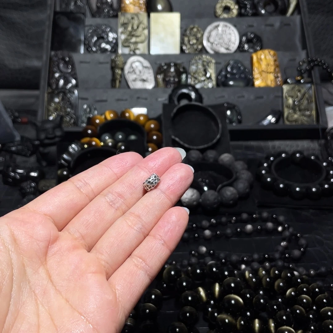 黑曜岩颈饰未镶嵌昕**媒