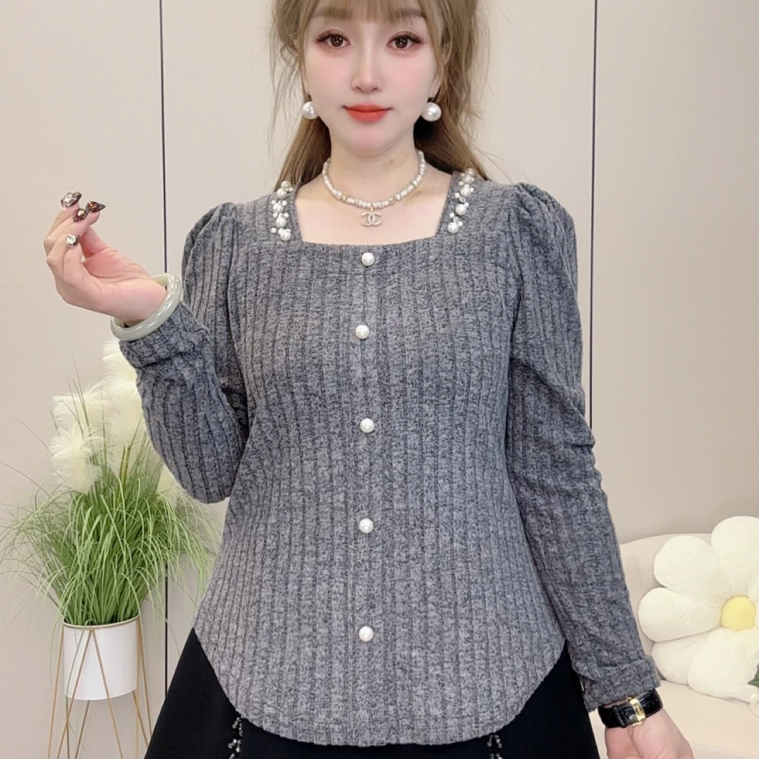 晓慧家1686冬季新款雪花绒重工订珠法式方领设计感打底衫