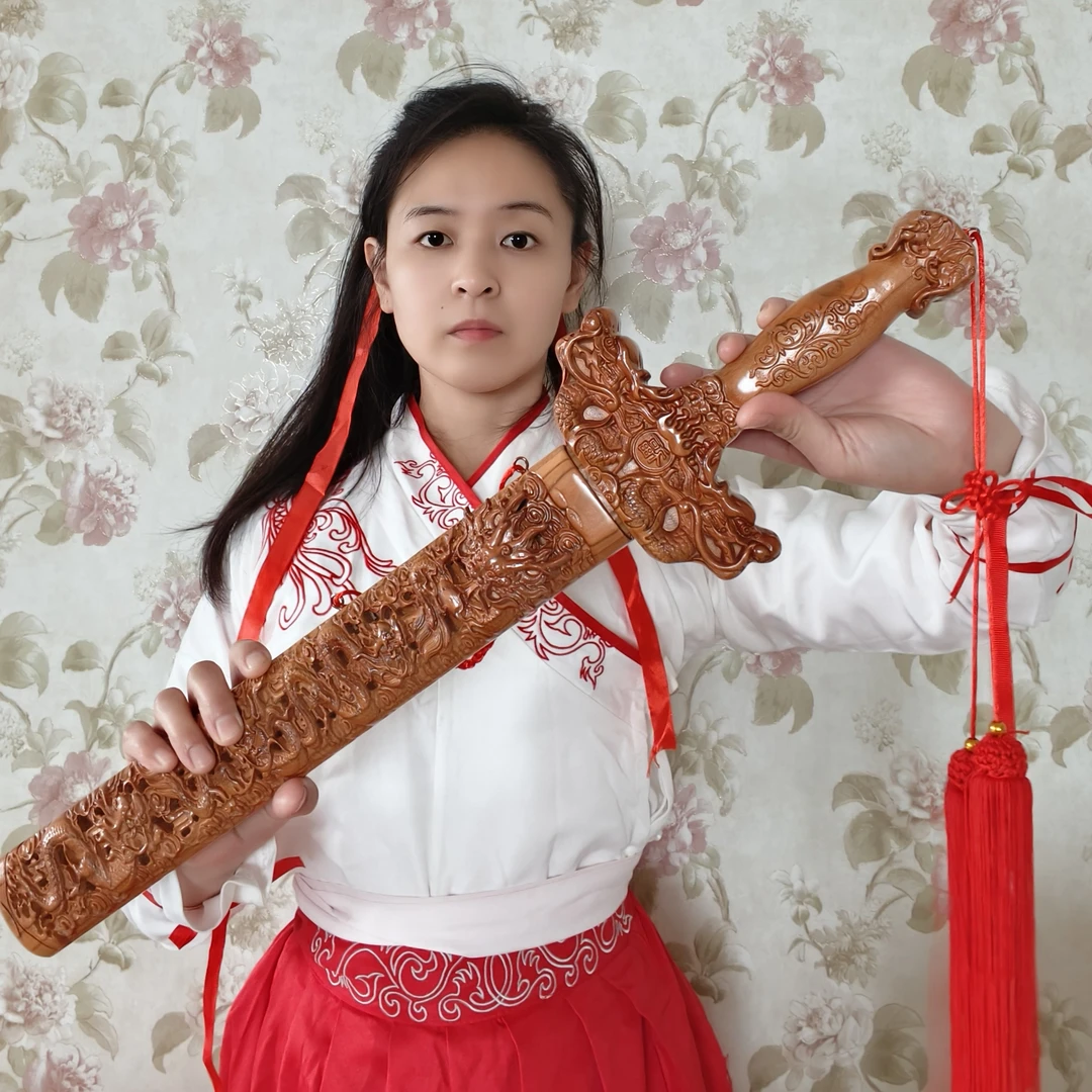 正宗肥城纯桃木剑长60厘米九龙献宝客厅工艺品摆件