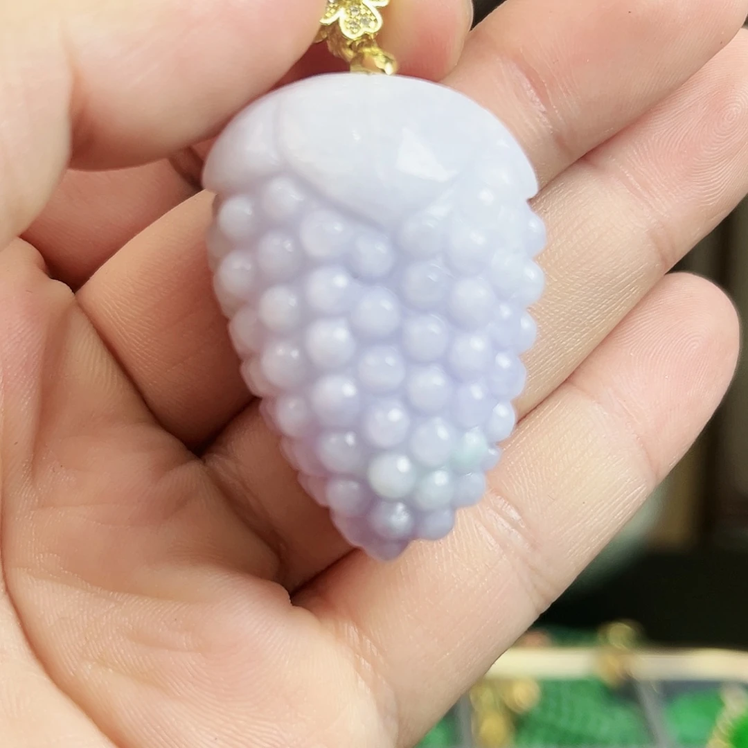 翡翠颈饰未镶嵌吊坠