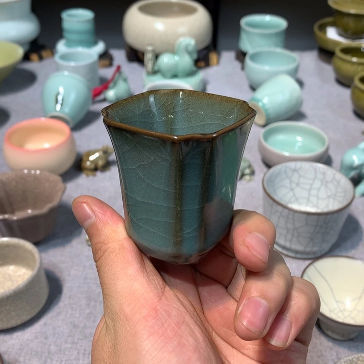 龙泉青瓷铁胎四方