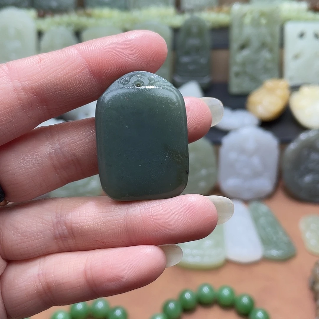 和田玉未镶嵌吊坠(不含链)