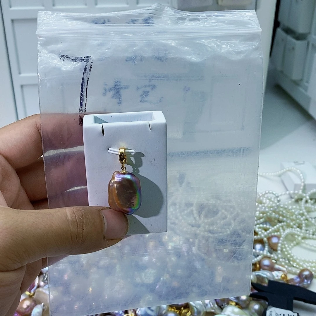 淡水珍珠合金颈饰