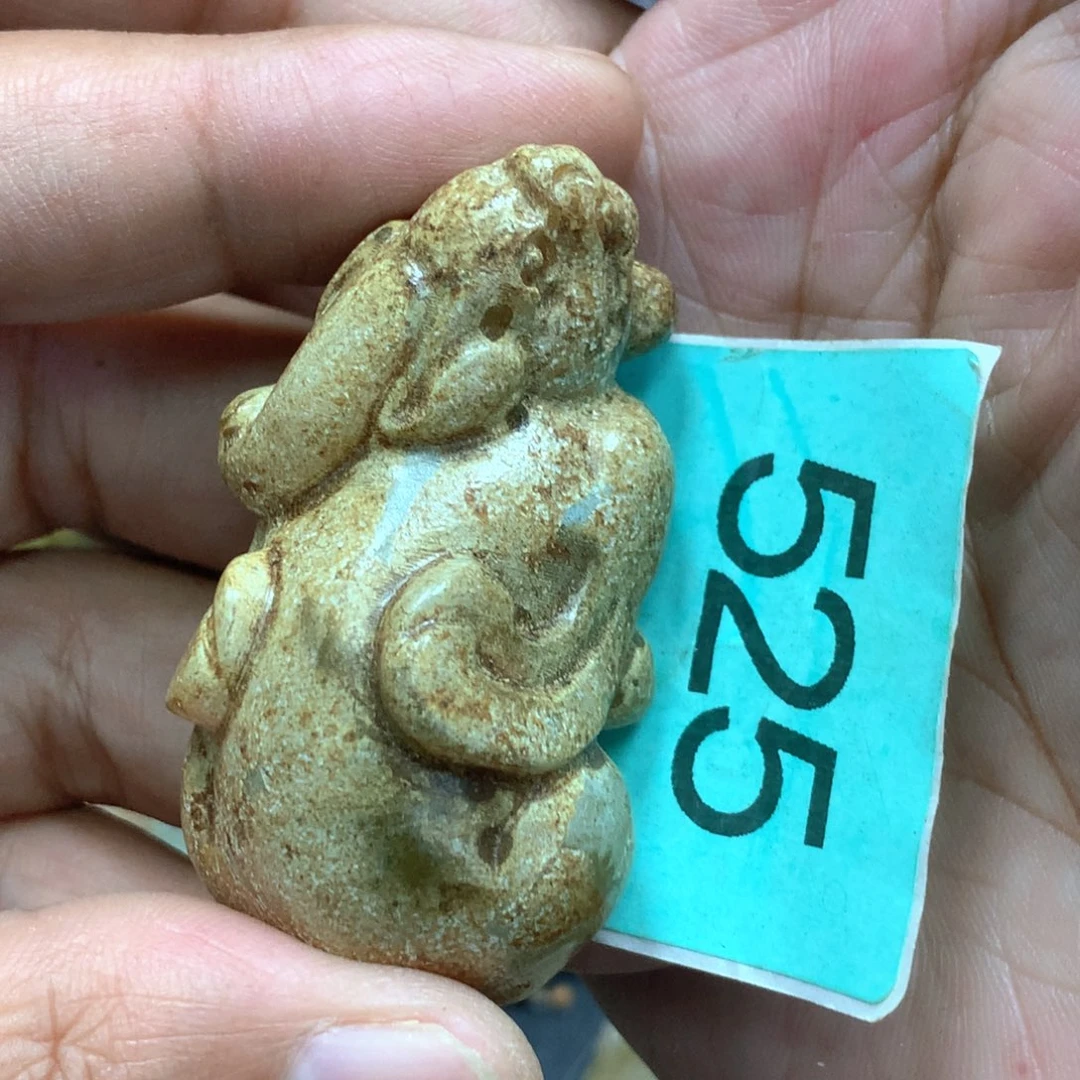 未镶嵌和田玉挂件