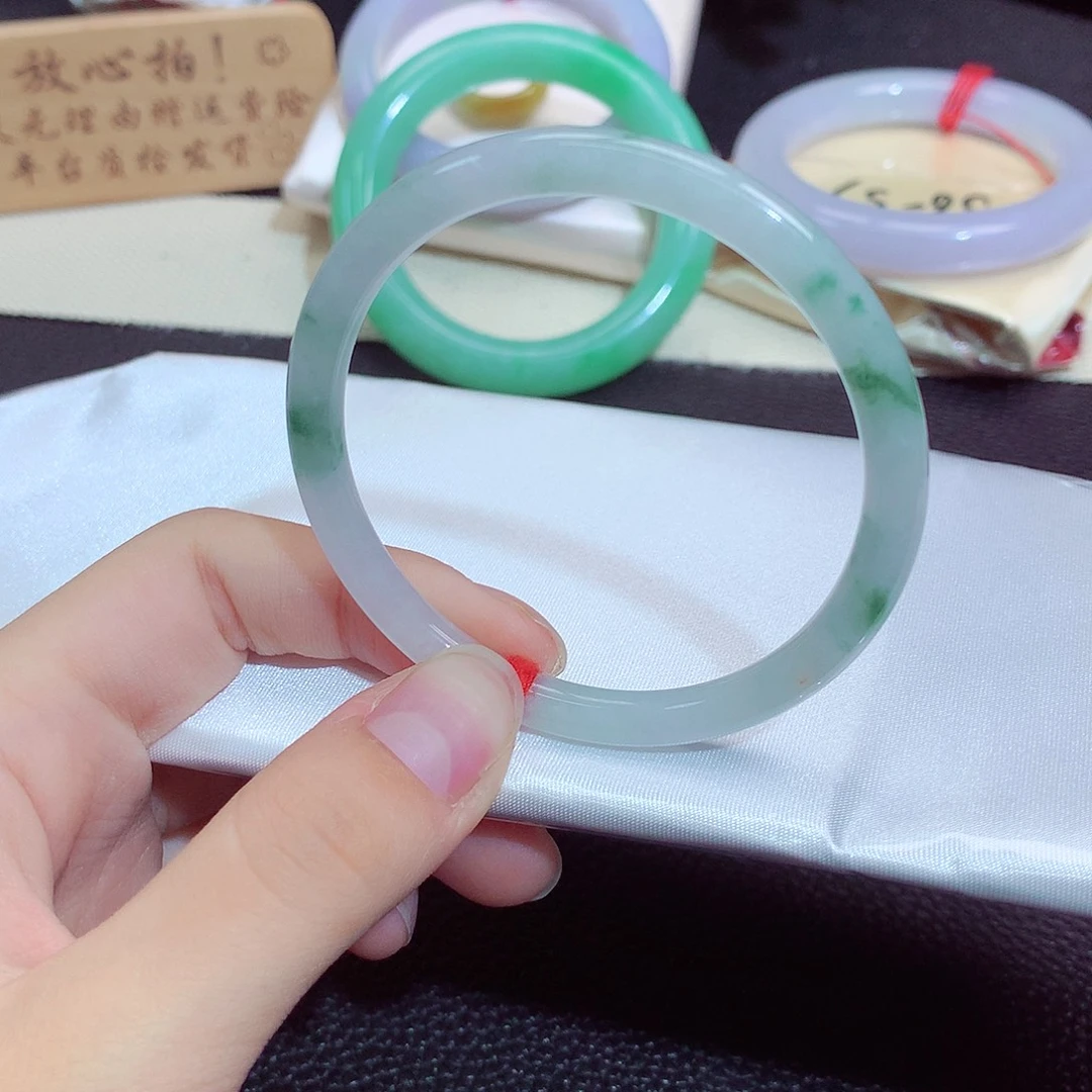 翡翠未镶嵌手镯1277