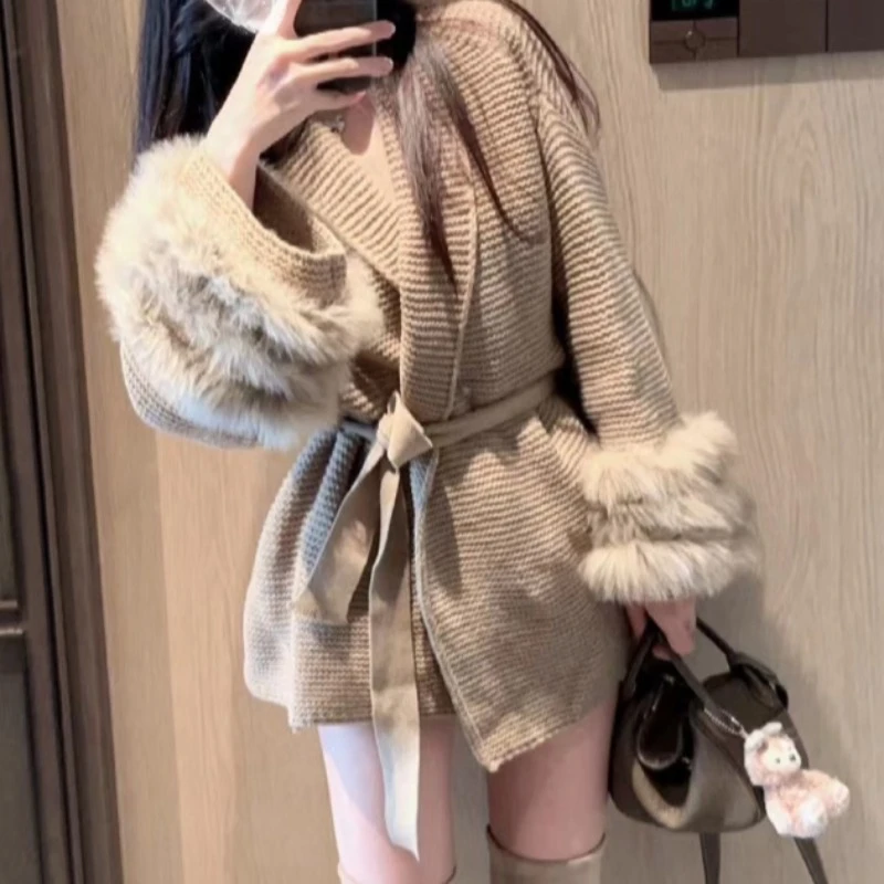 2025秋新款韩版气质休闲宽松垂感狐狸毛袖口针织开衫外套女