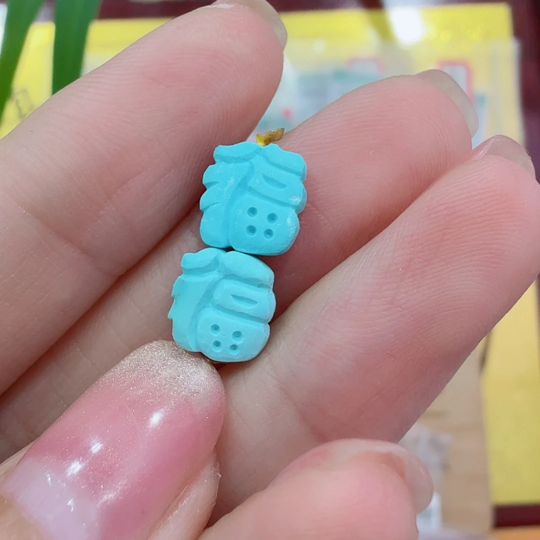 未镶嵌绿松石珠宝奇石