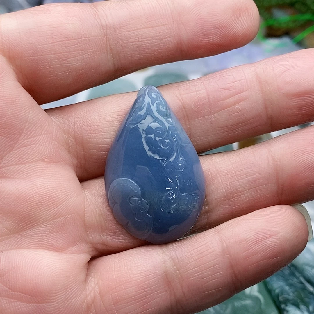 翡翠颈饰未镶嵌晨*香