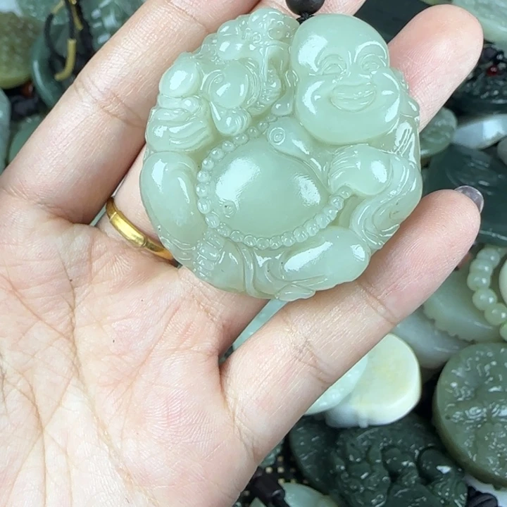 和田玉未镶嵌颈饰