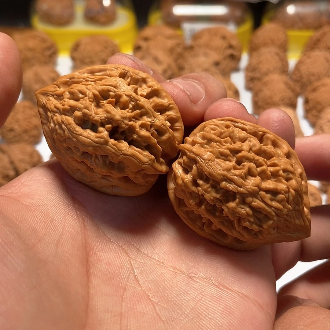 文玩核桃把件马*奥大哥