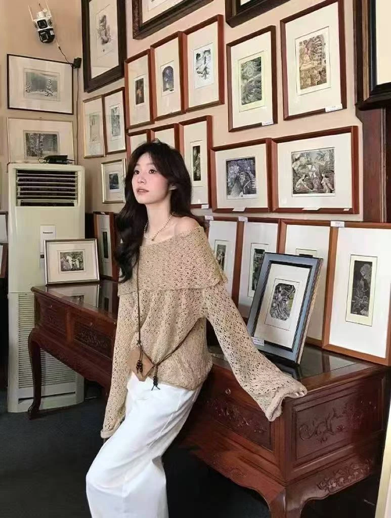 韩系慵懒高级感一字肩长袖针织衫女早秋新款镂空宽松长袖斜肩毛衣