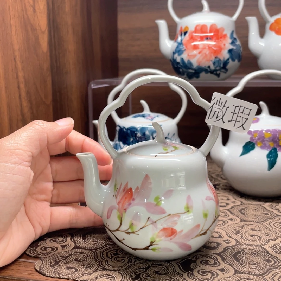 釉下手绘茶具微瑕