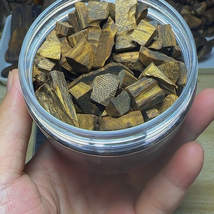 旺***到木千里香高油边角料62克