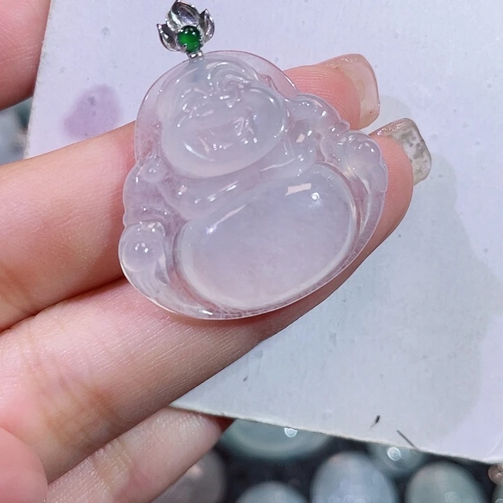 翡翠18K金镶嵌颈饰佛公
