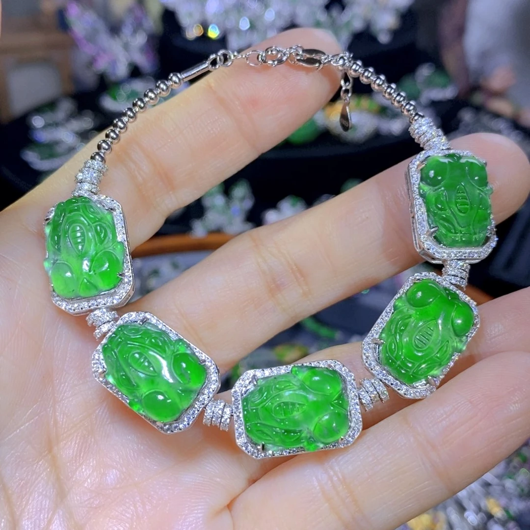 翡翠颈饰银S925镶嵌天然翡翠