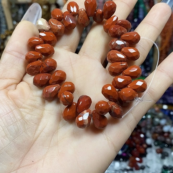 玛瑙/玉髓未镶嵌珠宝半成品天然红石切面水滴卡8*12mm