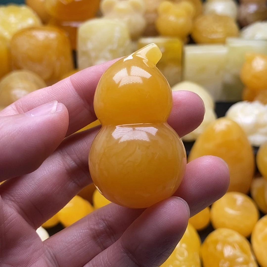 琥珀颈饰未镶嵌琥珀蜜蜡吊坠