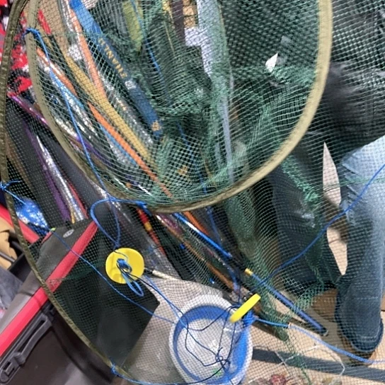 简易绿色鱼笼拍一发二。