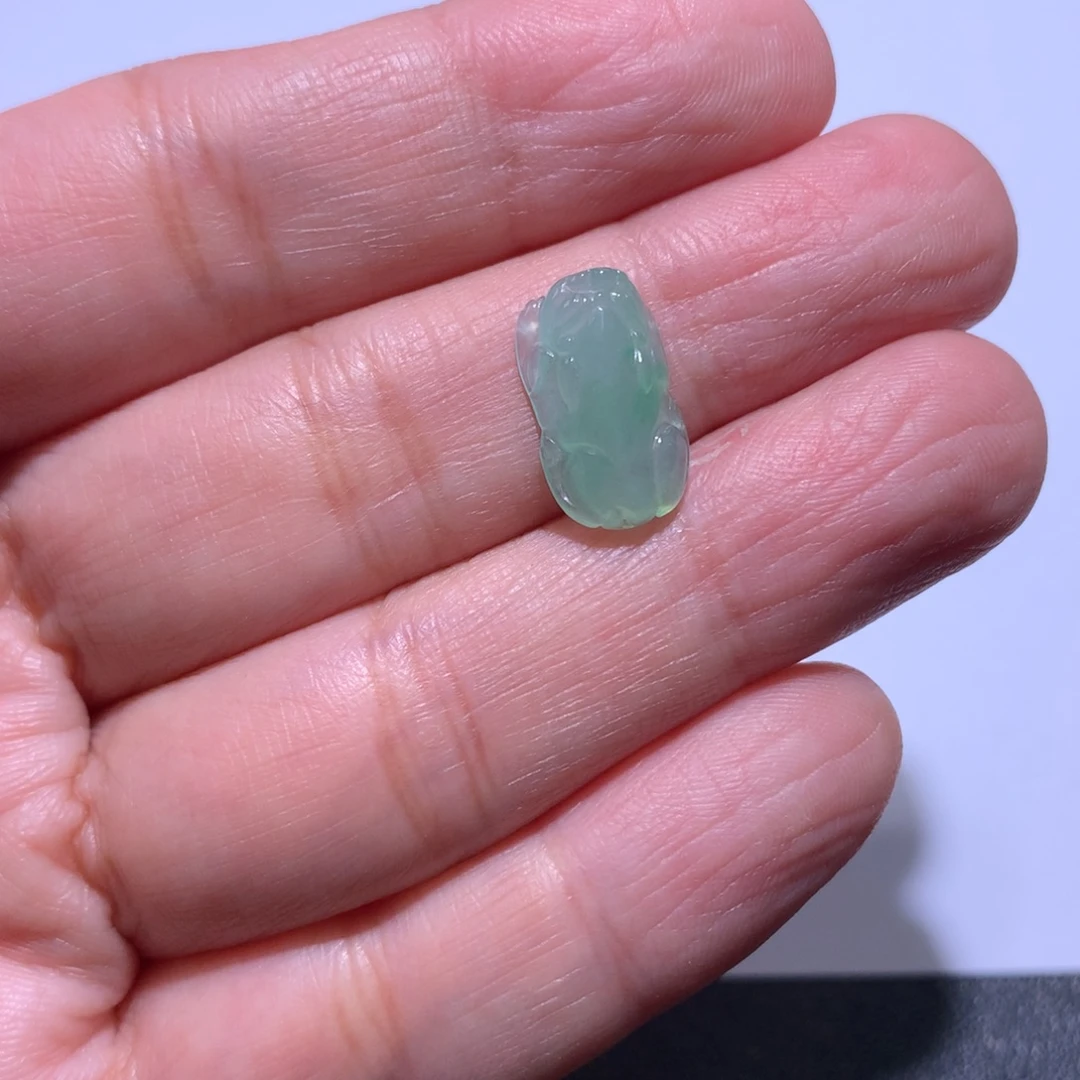 颈饰未镶嵌翡翠貔貅