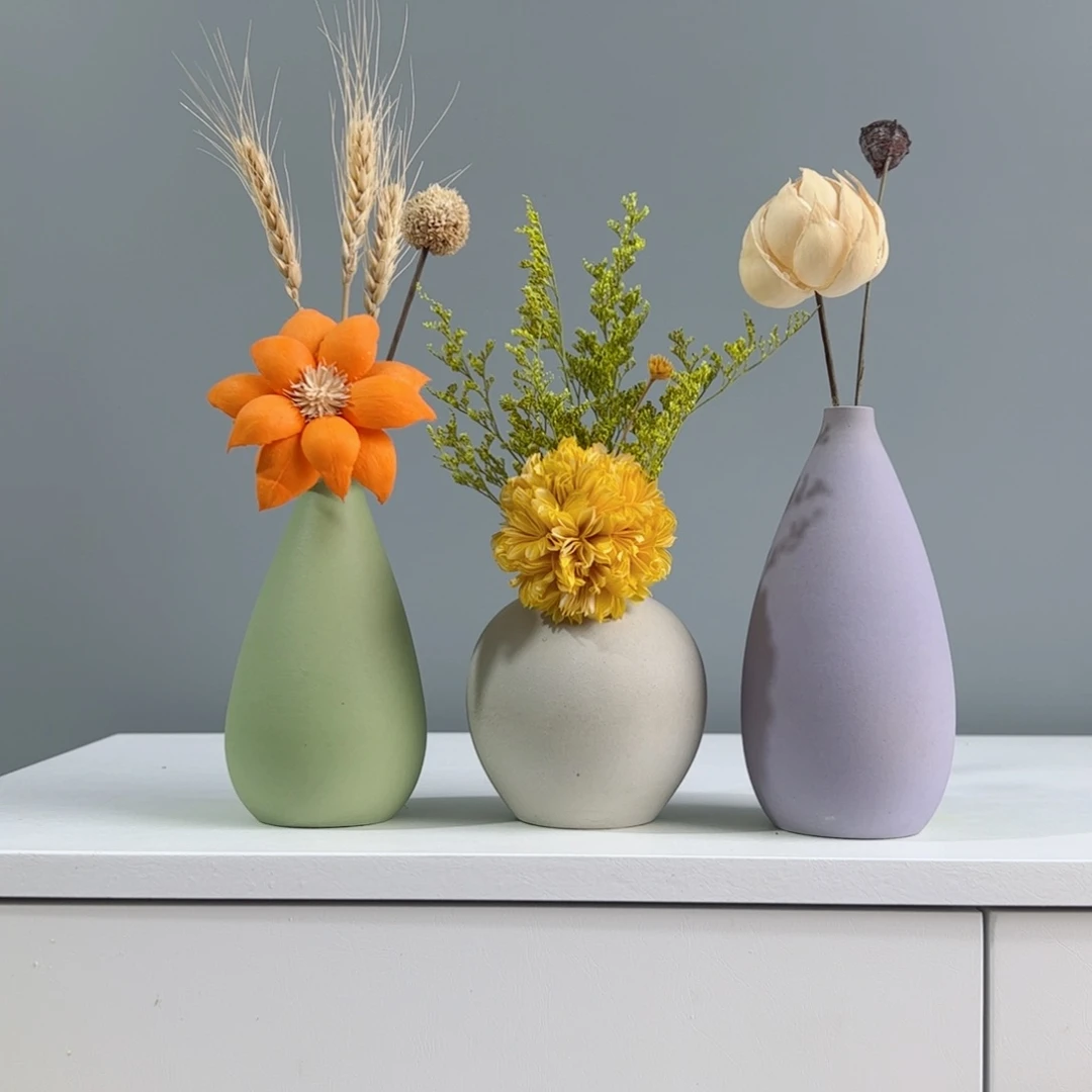 摆件陶瓷小花瓶摆件含花总高约20-30cm