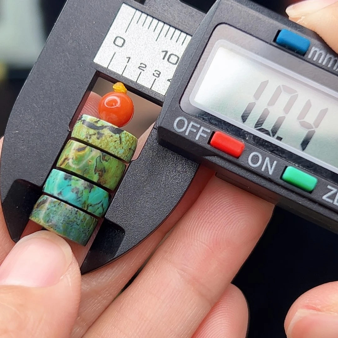 未镶嵌南红玛瑙珠宝奇石