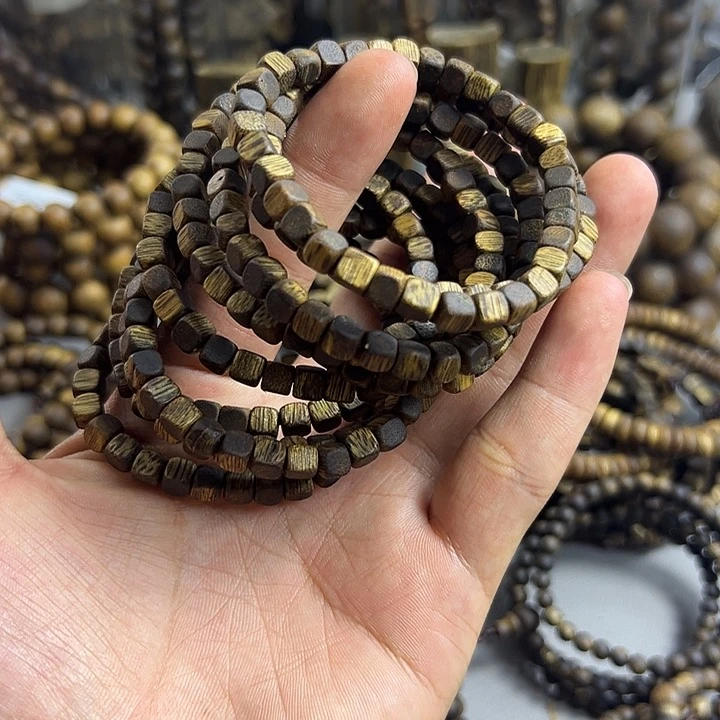 沉香碎屑沉香奇楠沉香0.5方糖单圈多样性发一条