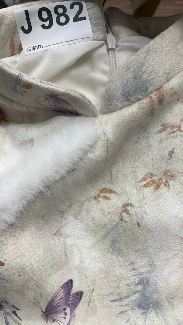 -982-瑕，缺领子上的一个结-------改良款旗袍