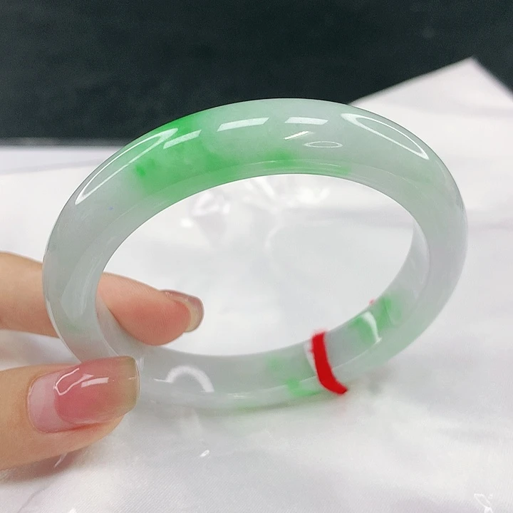 翡翠未镶嵌手镯圈57.3，03086