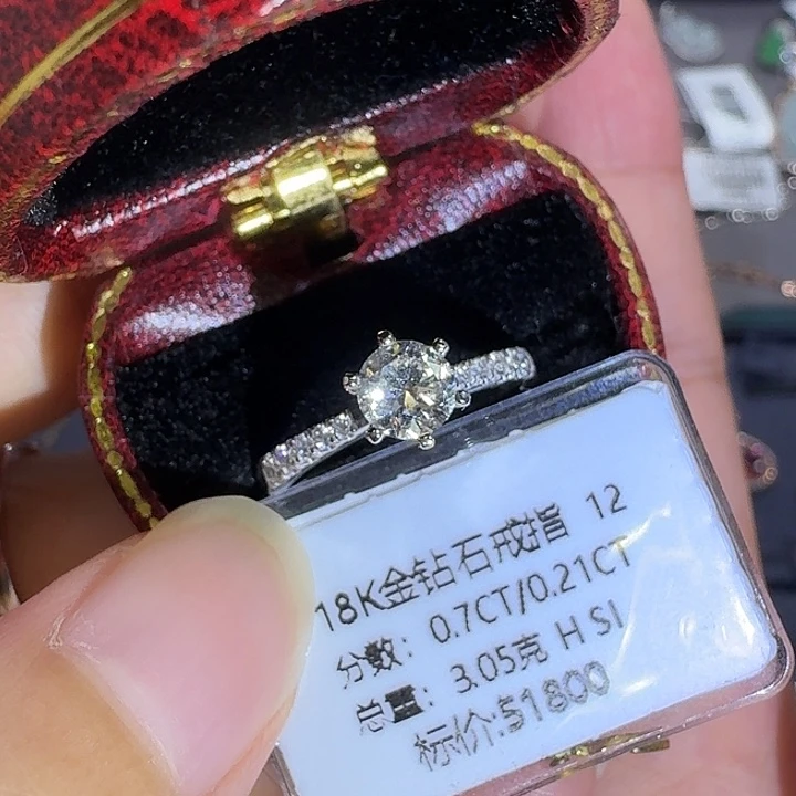 戒指/指环18K金镶嵌钻石