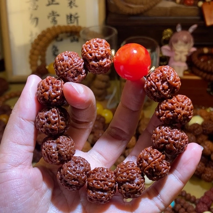 吊坠金刚菩提205玉化红一物
