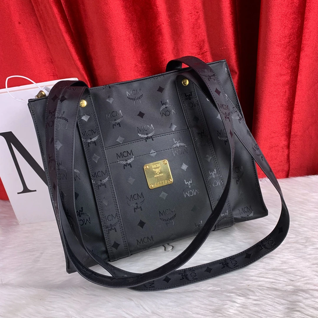 95新 MCM 黑色单肩托特/WJ09507029/7029