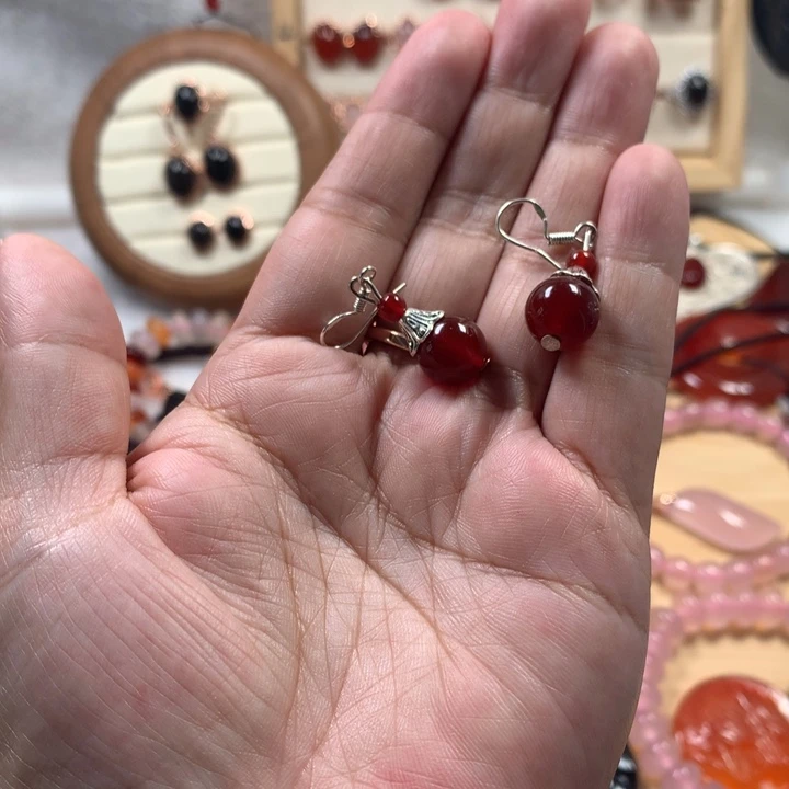 玛瑙/玉髓合金耳环