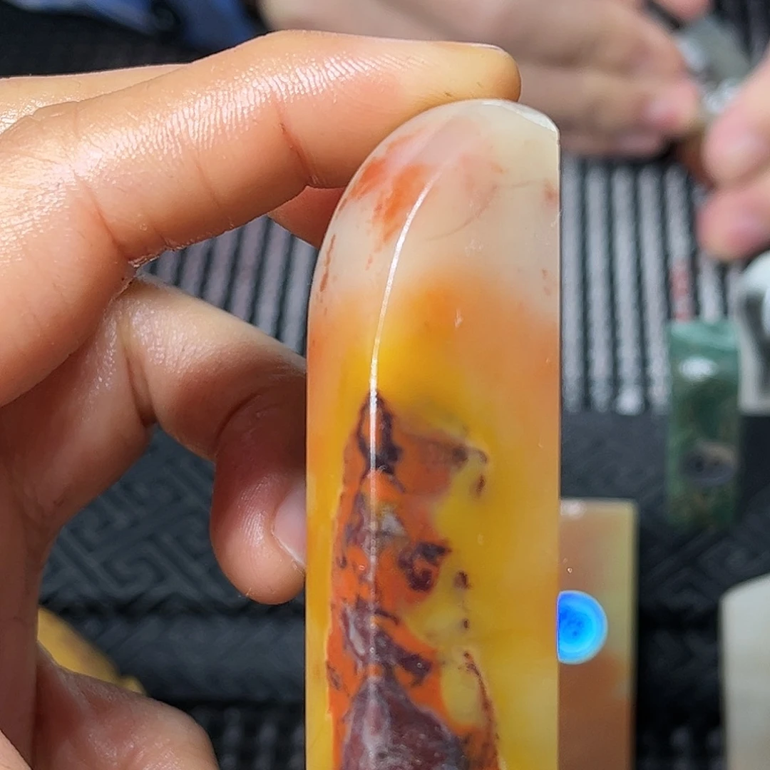 寿山石印石这种现象很明显了