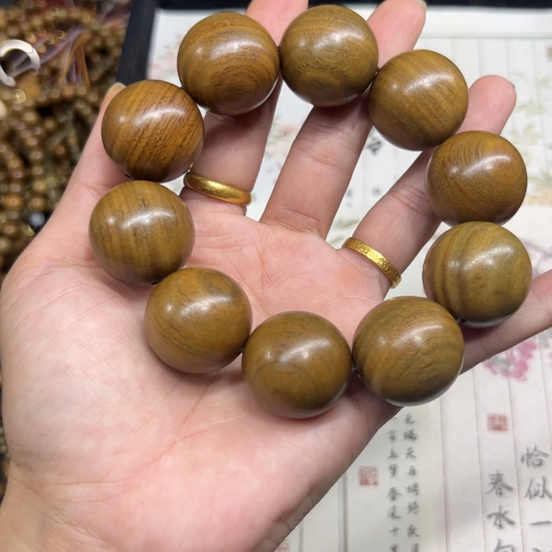 维腊木（绿檀）无事牌