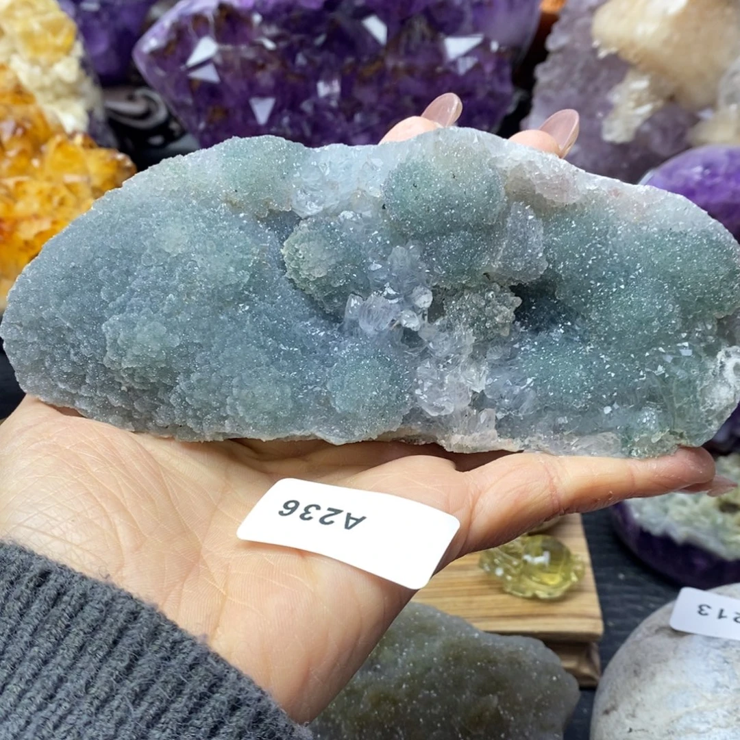 l***y水晶大型摆件（非配饰）未镶嵌