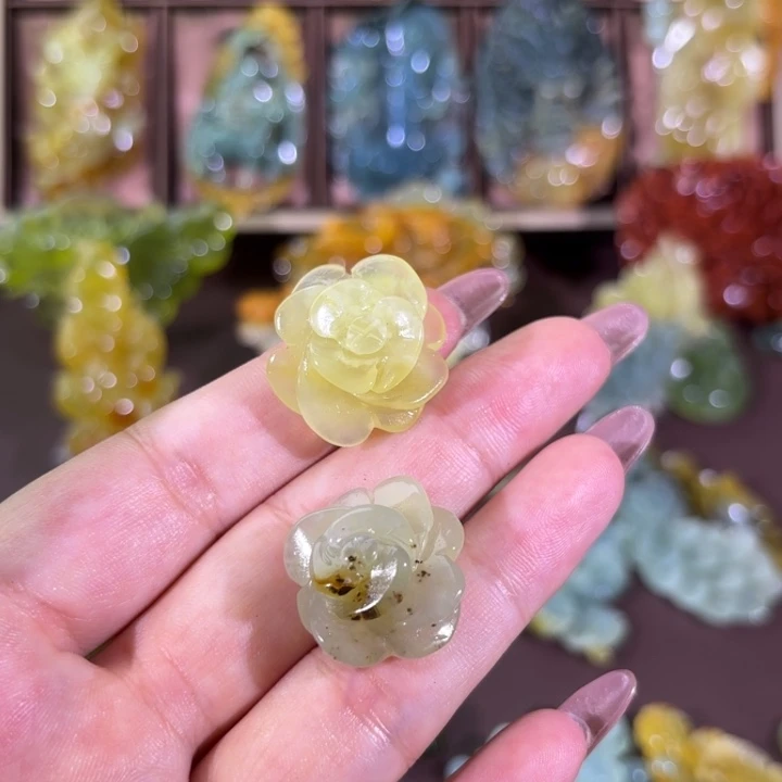 未镶嵌蛇纹石玉颈饰
