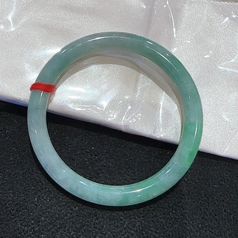 未镶嵌手镯翡翠天然翡翠