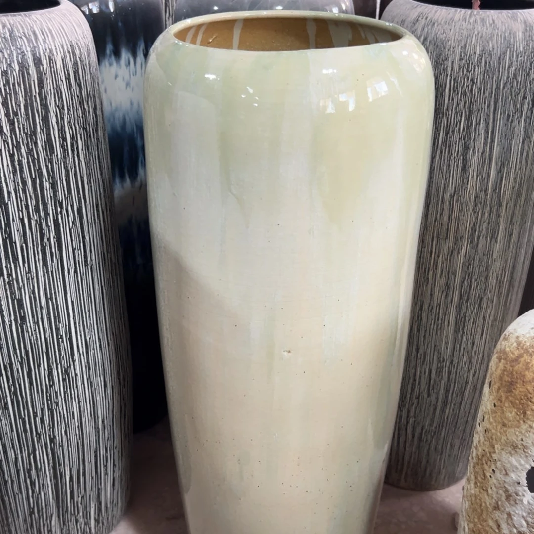 高度60口17无孔瑕疵