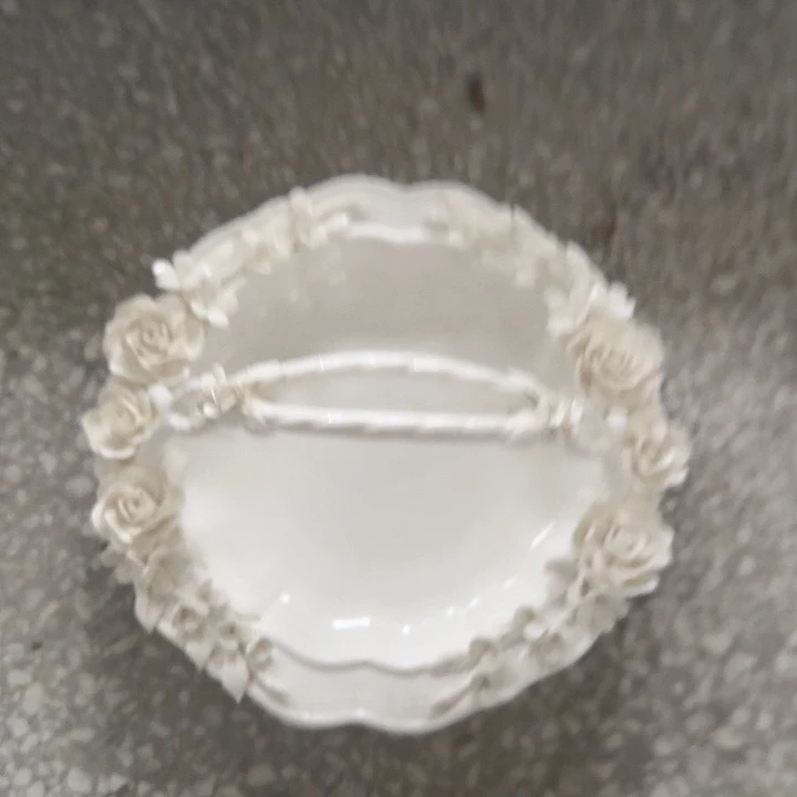 柿***意瑕疵掉叶捏花提篮