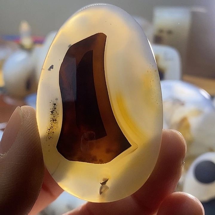 未镶嵌颈饰玛瑙/玉髓梦**裳