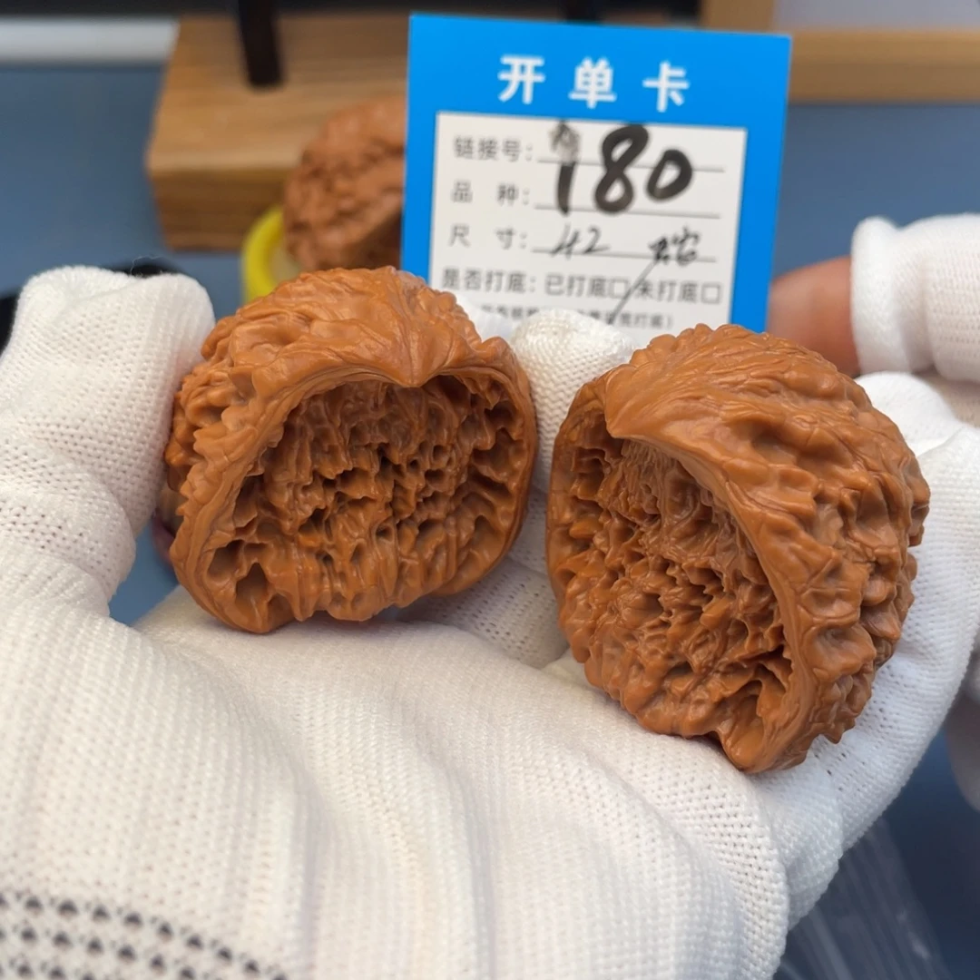 吊坠桃核文玩核桃