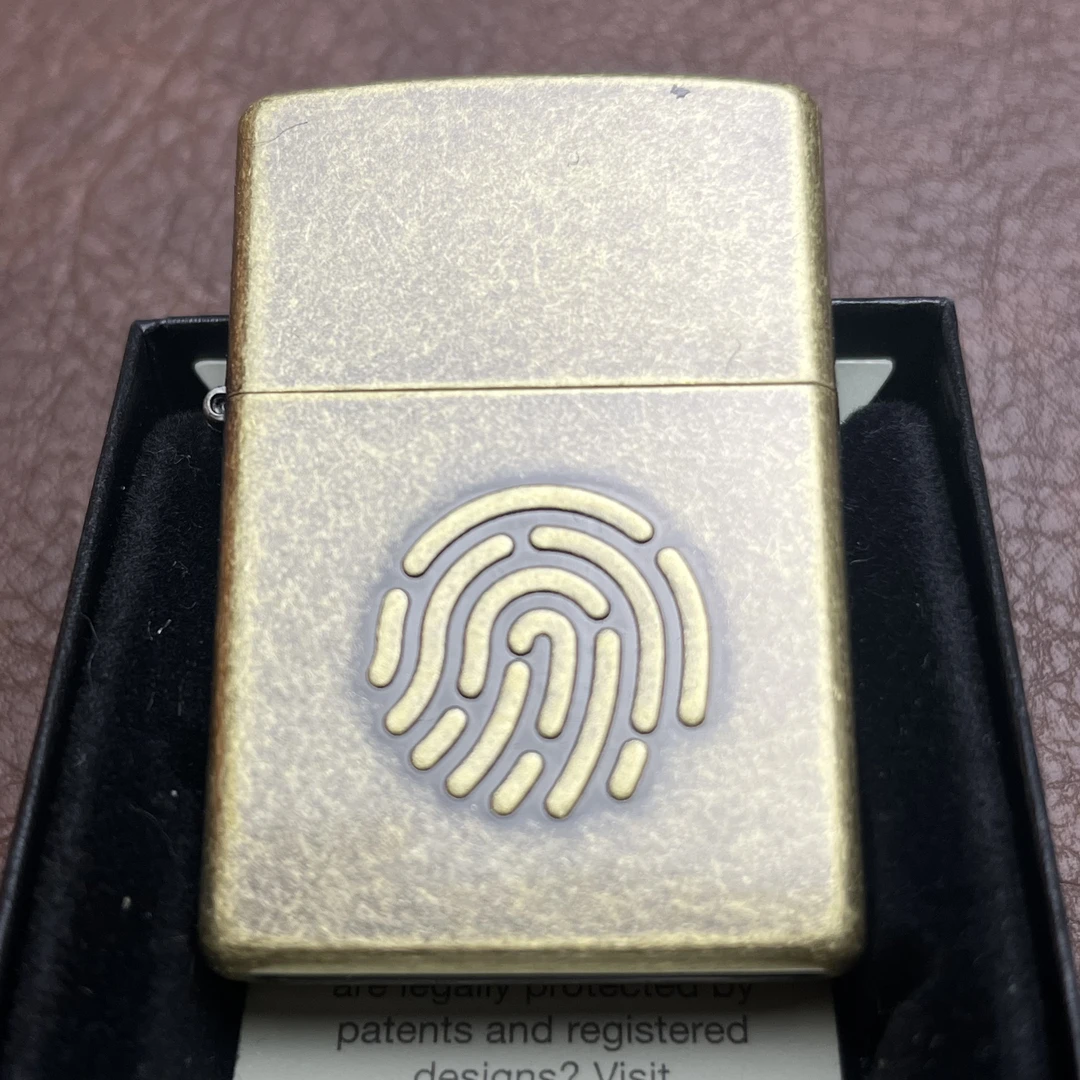 【CC】Zippo打火机古铜指纹54