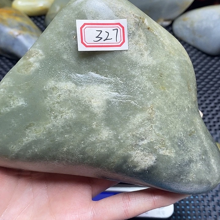 和田玉（糖玉）未镶嵌挂件327