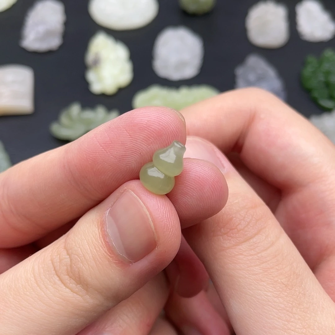 【闪购商品】颈饰未镶嵌和田玉