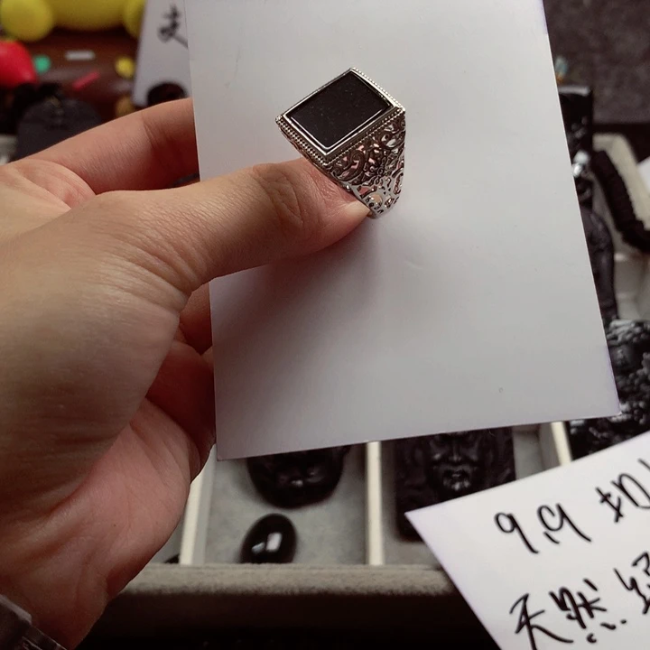 颈饰未镶嵌翡翠天然a货钢琴黑特色题材挂件