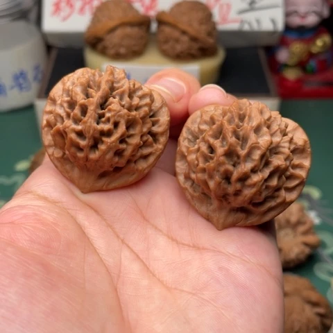 【闪购商品】把件文玩核桃36全品秦闷