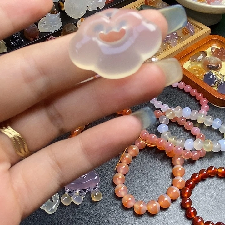 合金颈饰玛瑙/玉髓