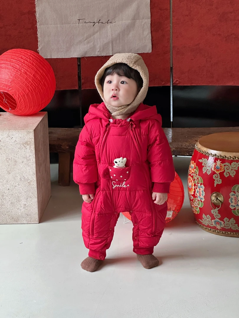 婴幼儿90白鸭绒羽绒连体衣拜年服男宝宝冬季喜庆过年保暖外出爬服