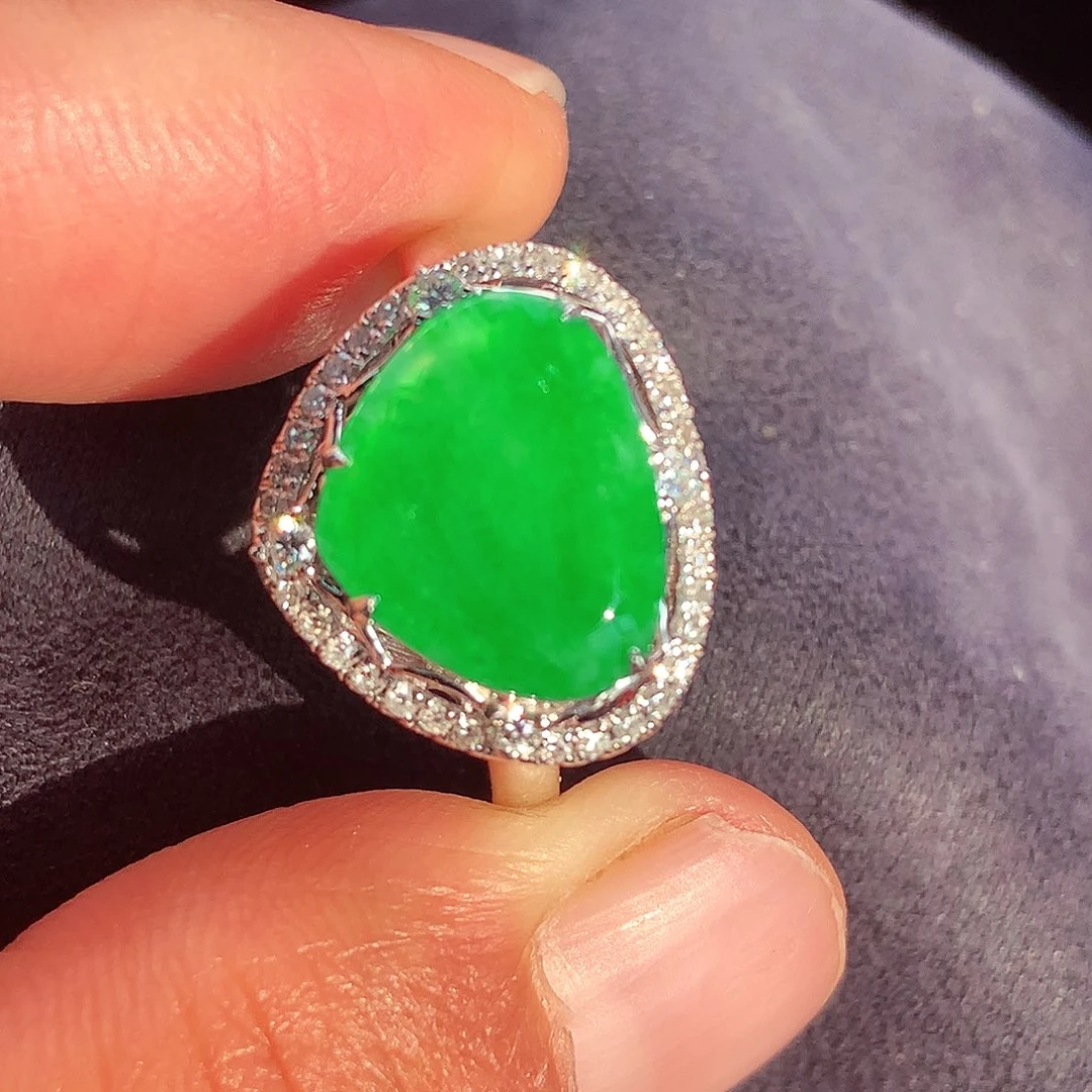 翡翠颈饰18K金镶嵌上新