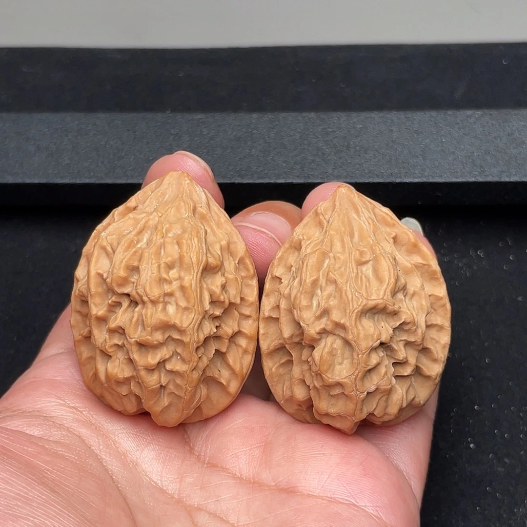 把件猴头核桃34×37×45全品头茬十三陵鸡心XM3551